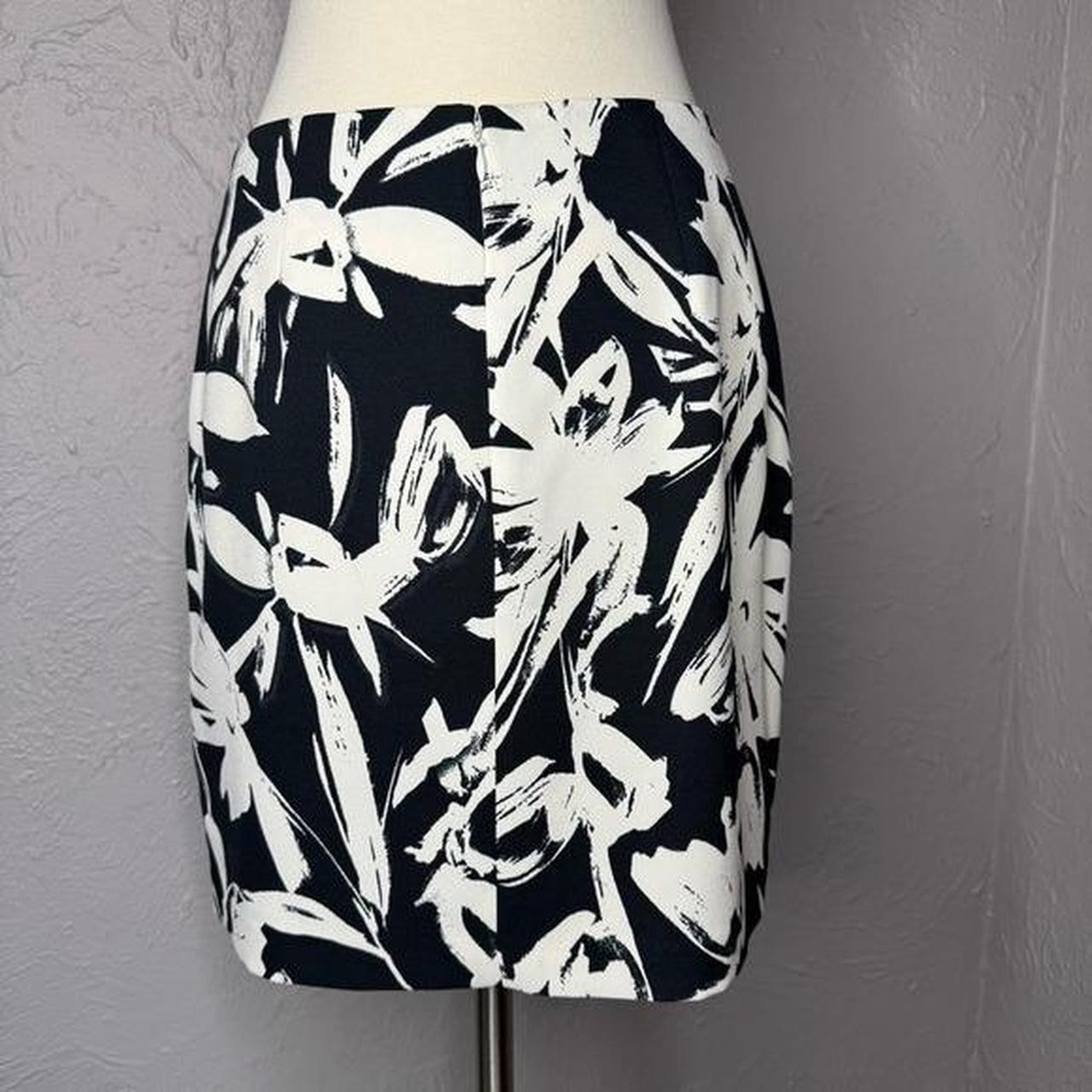 Banana Republic Vintage 2 Abstract Tropical Floral Skirt Black White Career - Picture 4 of 8